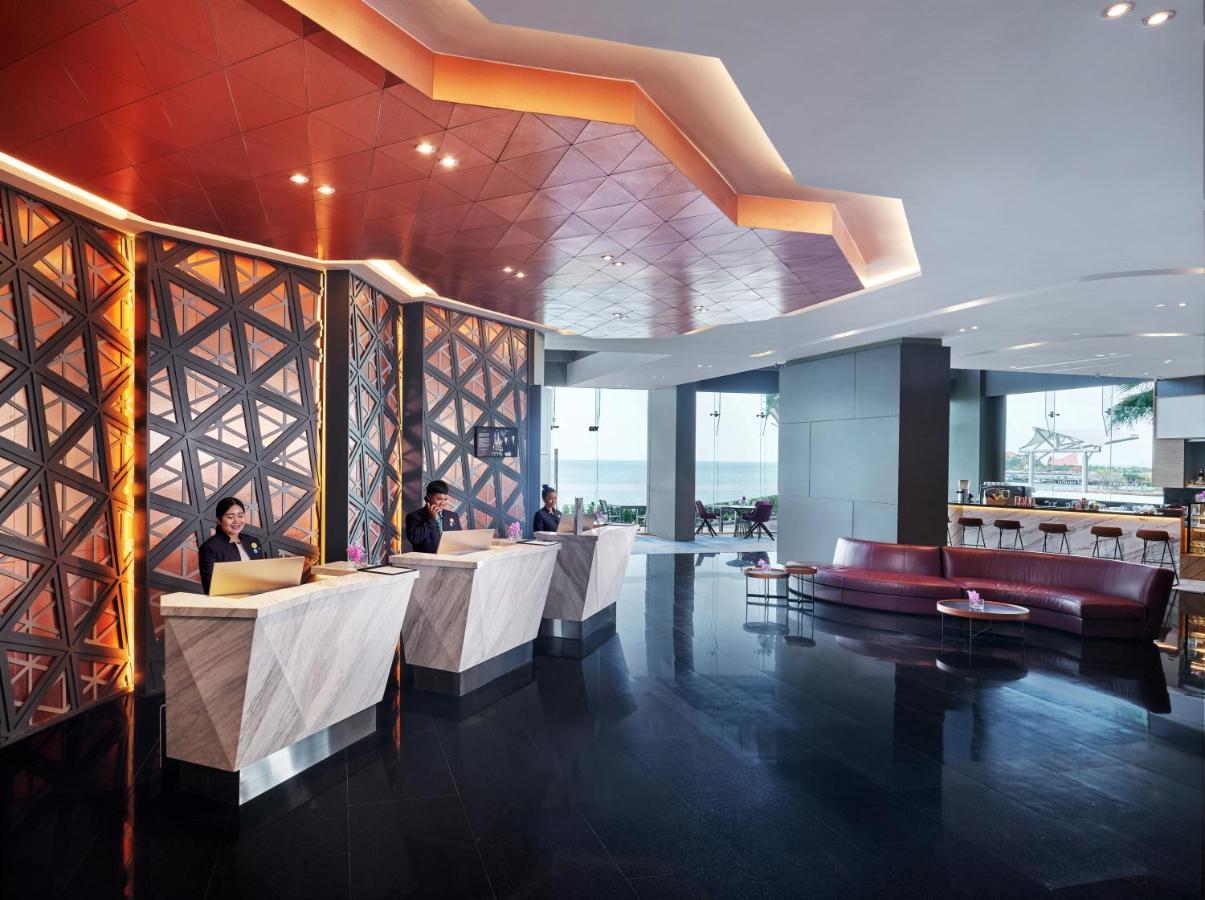 Novotel Marina Sriracha Si Racha Exteriör bild
