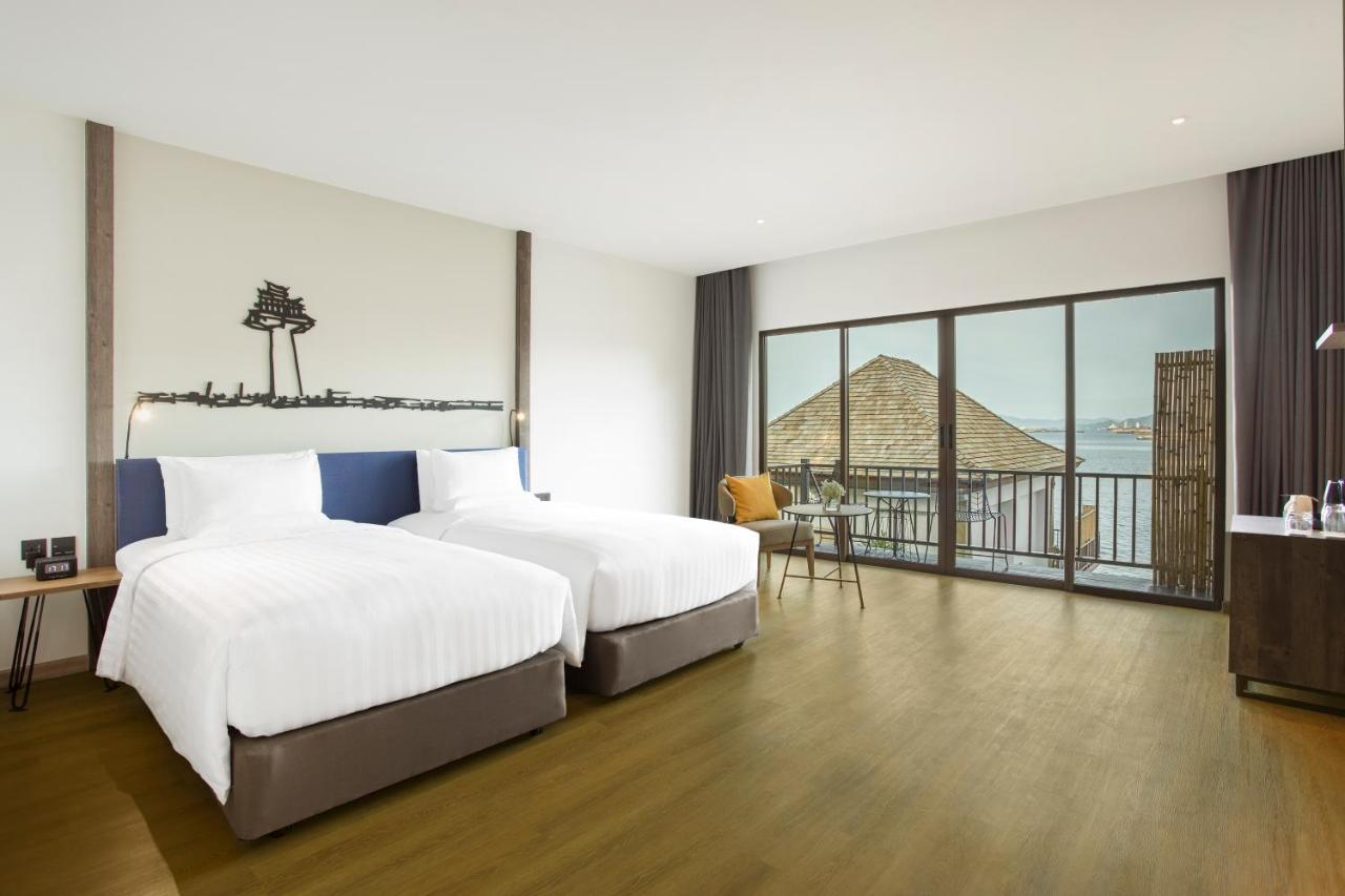 Novotel Marina Sriracha Si Racha Exteriör bild