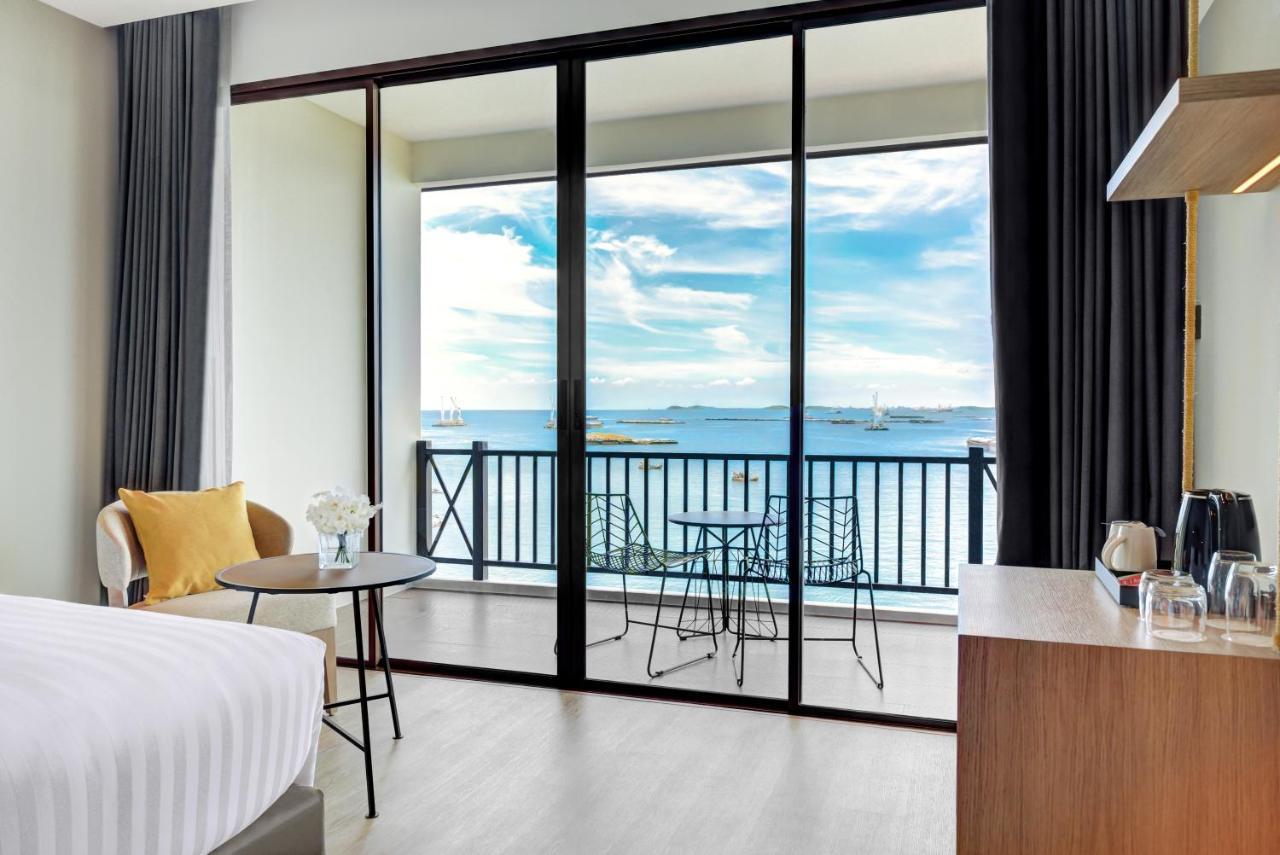 Novotel Marina Sriracha Si Racha Exteriör bild