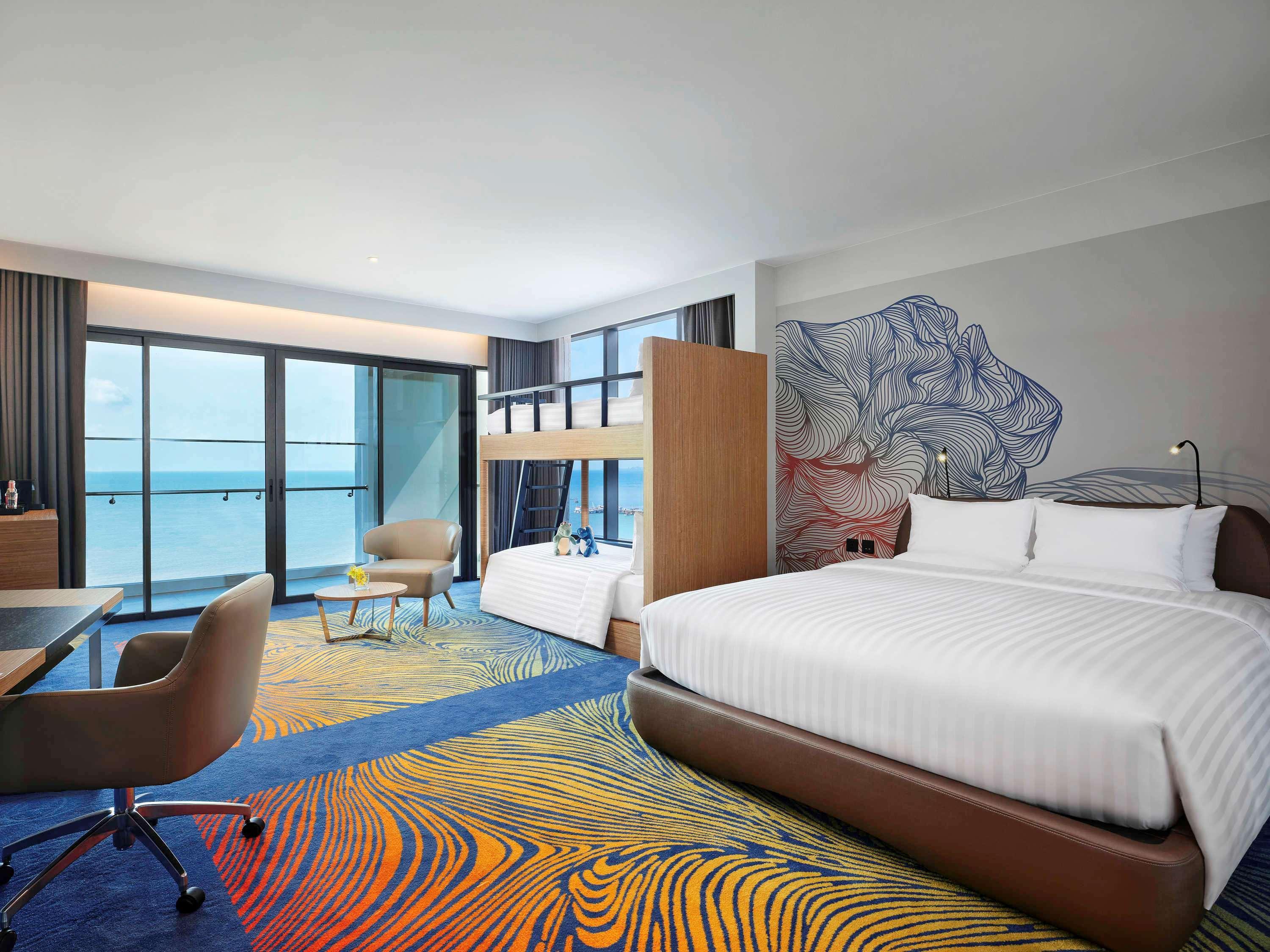 Novotel Marina Sriracha Si Racha Exteriör bild