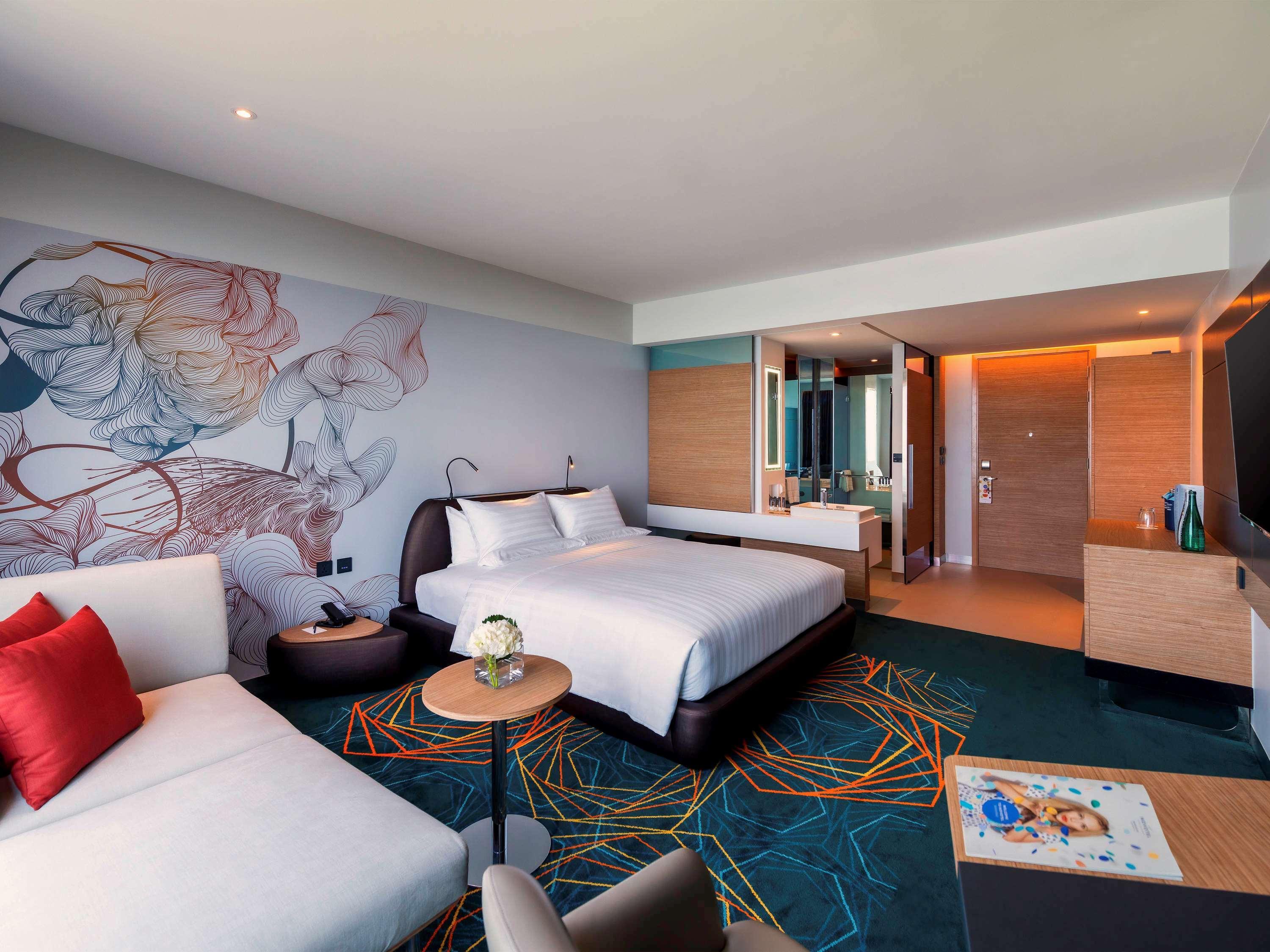 Novotel Marina Sriracha Si Racha Exteriör bild