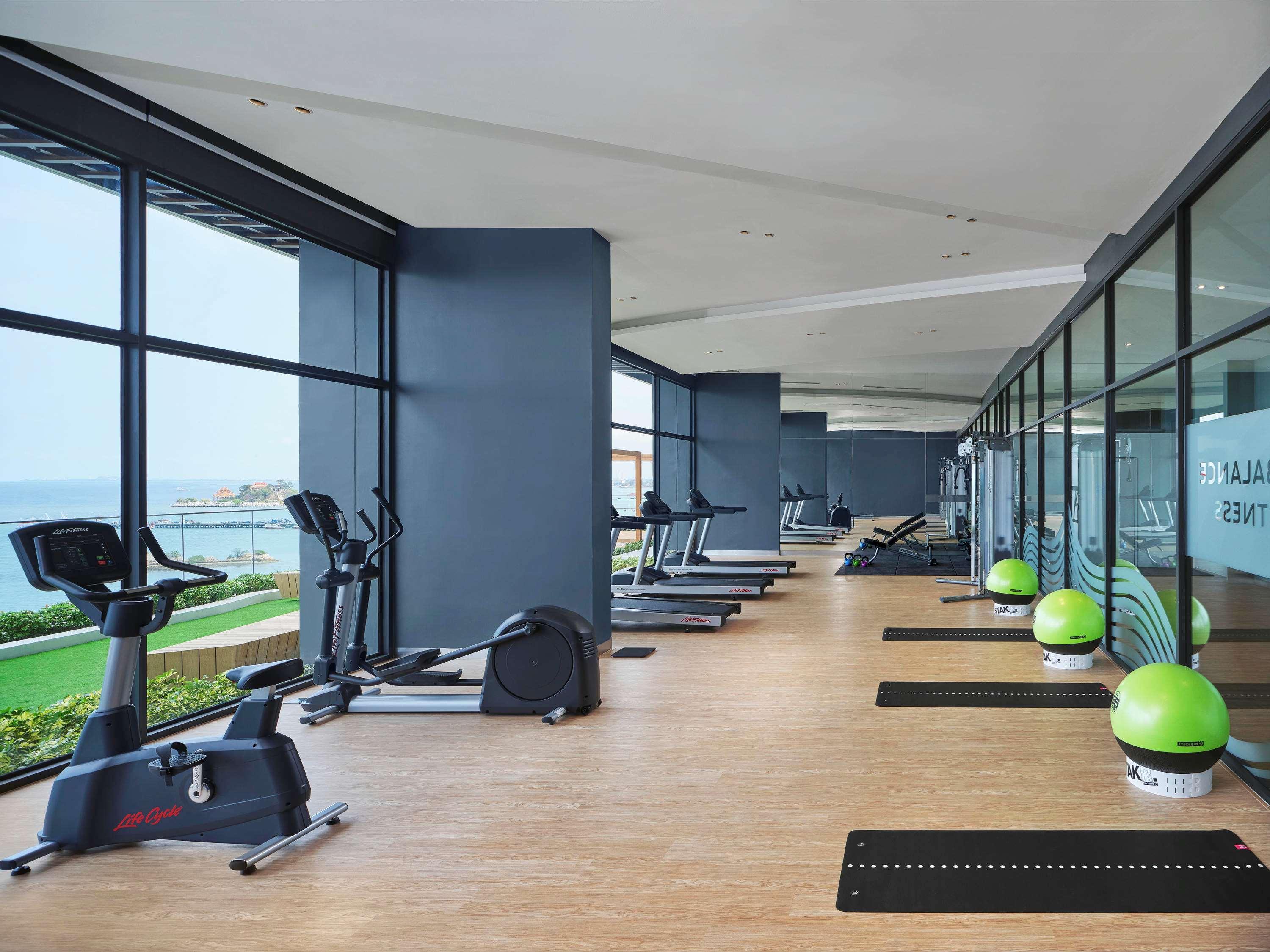 Novotel Marina Sriracha Si Racha Exteriör bild