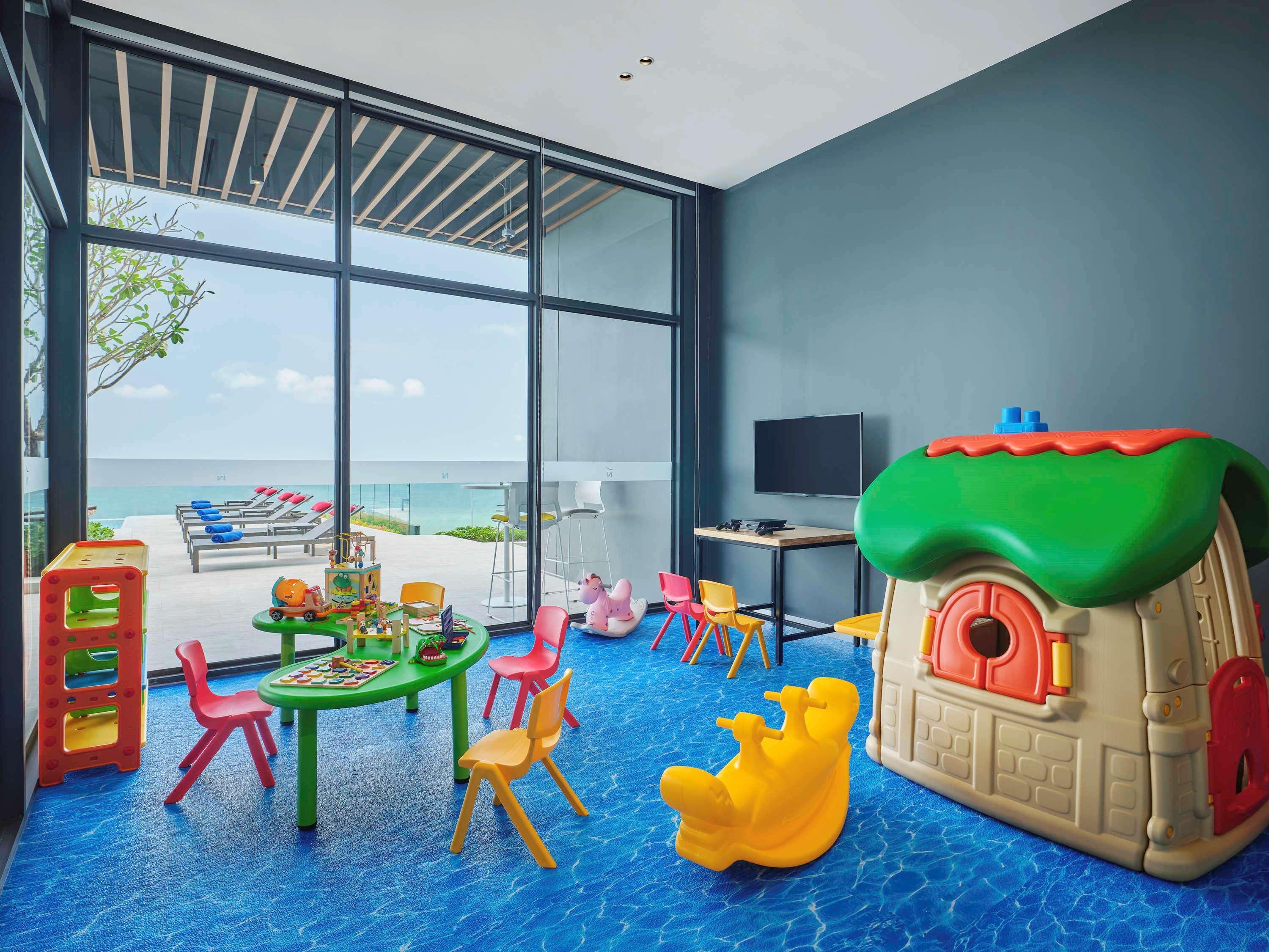 Novotel Marina Sriracha Si Racha Exteriör bild