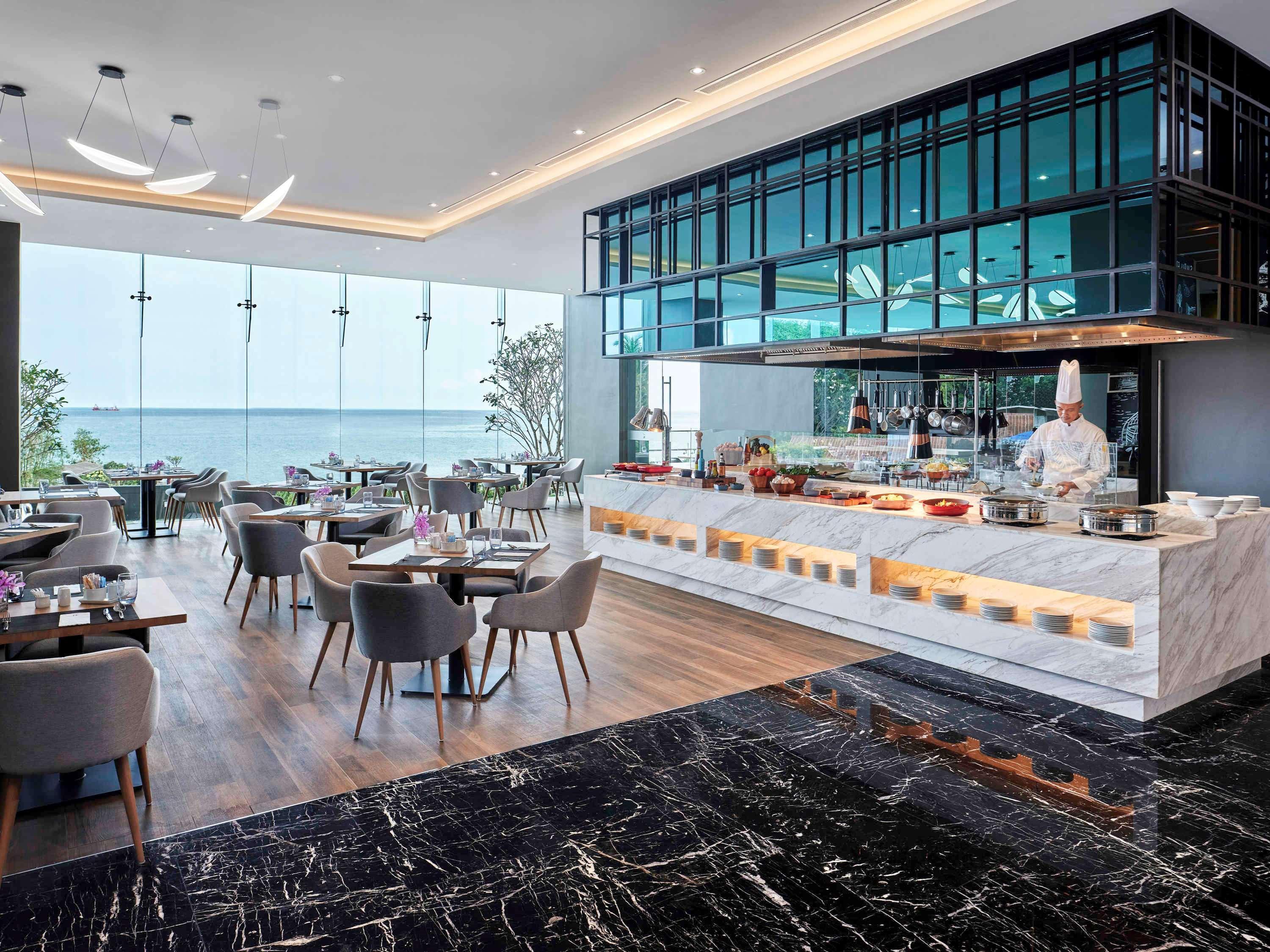 Novotel Marina Sriracha Si Racha Exteriör bild